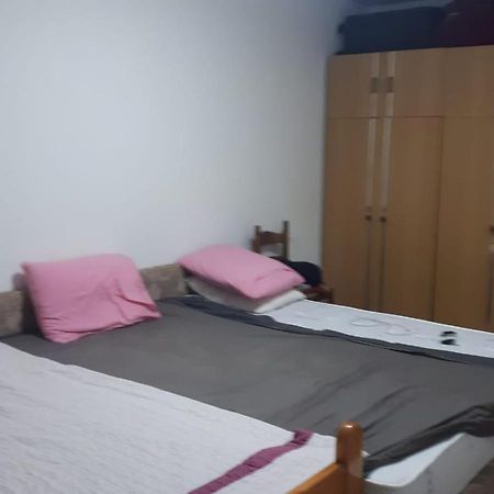 Makedonyada Kiralik Ev Ve Arac Hizmeti Ile Birlikte Apartment Skopje Ngoại thất bức ảnh